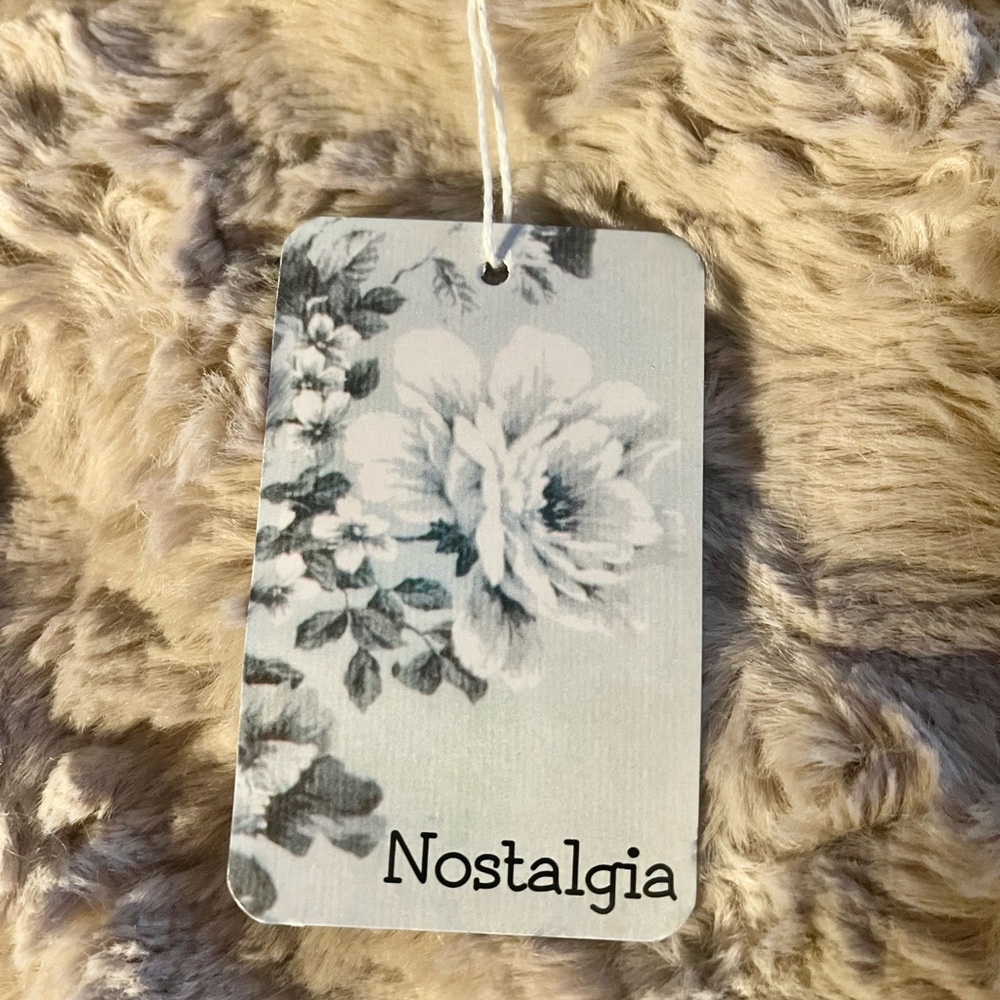 Nostalgia High Neck Tank - Picture 6 of 6